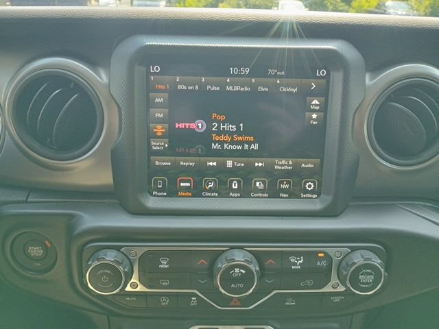 Used 2022 Jeep Wrangler Unlimited Sport AWD/4WD image 32