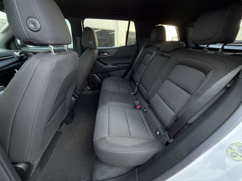 New 2027 Chevrolet Equinox LT FWD image 19