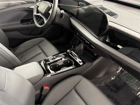 Used 2025 Audi A6 e-tron Premium w/ Ultra Package RWD image 15
