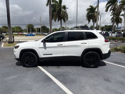 Used 2023 Jeep Cherokee Altitude Lux w/ Lux Elite Package AWD/4WD image 5