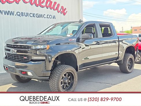 Used 2019 Chevrolet Silverado 1500 LT Trail Boss AWD/4WD image 3