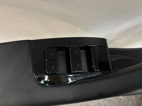 Used 2020 Tesla Model 3 Long Range AWD/4WD image 21