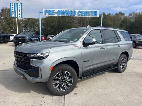 Used 2023 Chevrolet Tahoe Z71 w/ Luxury Package image 2