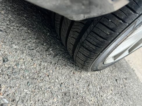 Used 2008 Hyundai Tiburon GT image 12