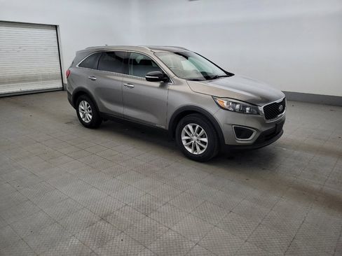 Used 2018 Kia Sorento LX w/ LX V6 Convenience Package AWD/4WD image 11