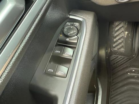 Used 2025 Chevrolet Silverado 1500 LT AWD/4WD image 18