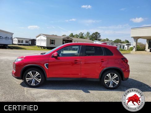 Used 2021 Mitsubishi Outlander Sport SE image 3