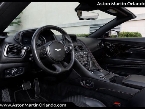 Used 2020 Aston Martin DB11 Volante RWD image 52