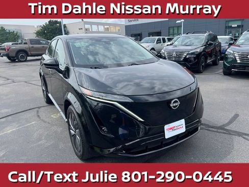 Used 2023 Nissan Ariya AWD image 3