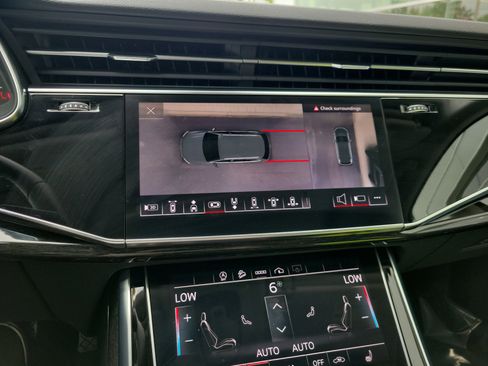 Used 2023 Audi Q7 3.0T Premium AWD/4WD image 25