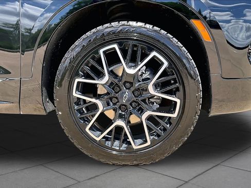 Used 2023 Chevrolet Blazer RS w/ Driver Confidence II Package FWD image 11