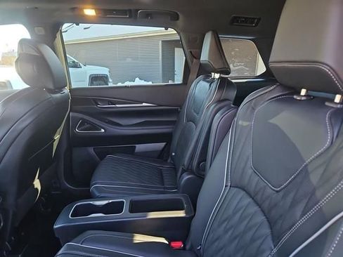 Certified 2026 INFINITI QX60 Autograph w/ Dark Cargo Package image 33