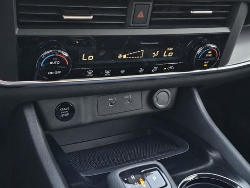 New 2026 Nissan Rogue SV image 20