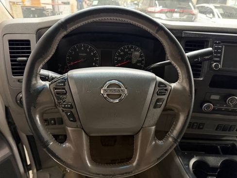 Used 2016 Nissan NV 3500 SL RWD image 16