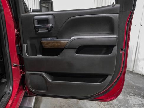 Used 2018 GMC Sierra 3500 Denali w/ Duramax Plus Package image 44