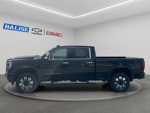 New 2026 GMC Sierra 2500 Denali w/ Max Trailering Package image 4