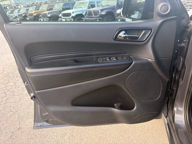 Used 2025 Dodge Durango R/T w/ Blacktop Package AWD/4WD image 8