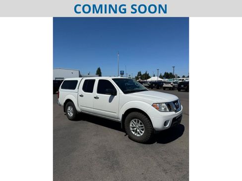 Used 2016 Nissan Frontier SV AWD/4WD image 1