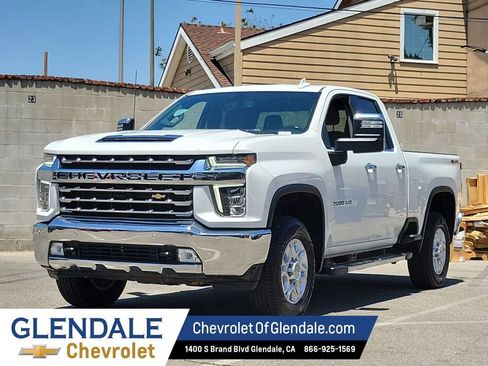 Certified 2022 Chevrolet Silverado 2500 LTZ w/ Safety Package AWD/4WD image 15