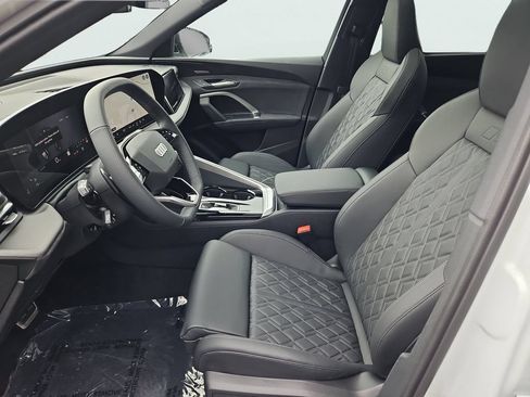 New 2026 Audi SQ5 Premium Plus AWD/4WD image 22