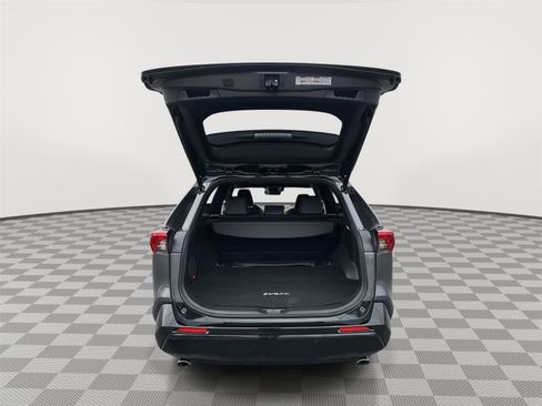 Used 2025 Toyota RAV4 XSE image 5