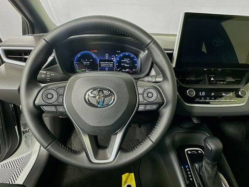 Certified 2026 Toyota Corolla SE w/ SE Premium Package FWD image 11