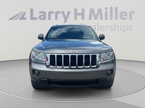 Used 2013 Jeep Grand Cherokee Laredo w/ Laredo E Group AWD/4WD image 8