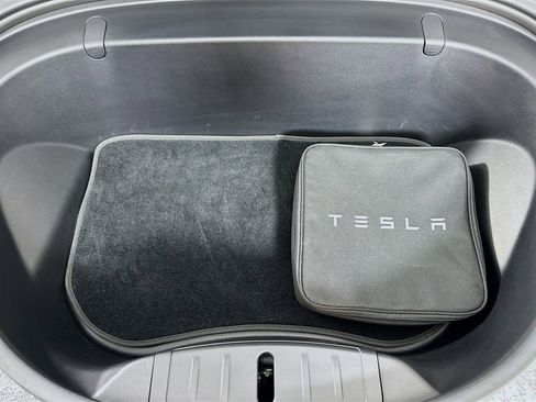 Used 2018 Tesla Model 3 Long Range image 33