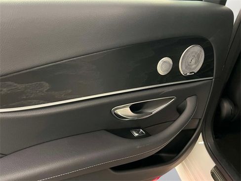 Certified 2022 Mercedes-Benz E 350 4MATIC Sedan image 11