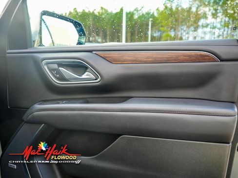 Used 2022 Chevrolet Suburban High Country image 18