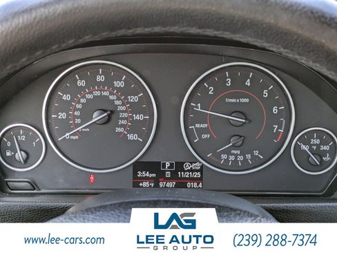 Used 2018 BMW 330i Sedan w/ Convenience Package image 21