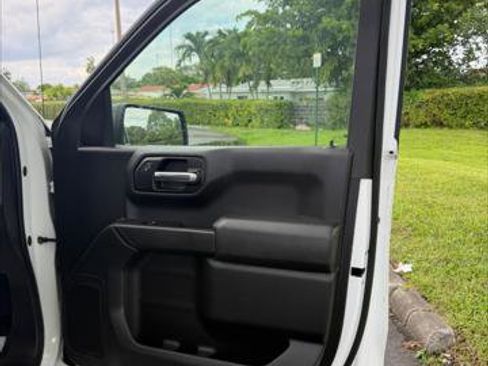 Used 2019 GMC Sierra 1500 4x4 Double Cab w/ Convenience Package image 13