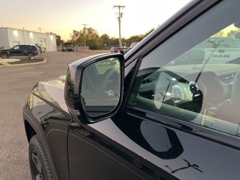 New 2025 Jeep Grand Cherokee Limited w/ Black Appearance Package image 49