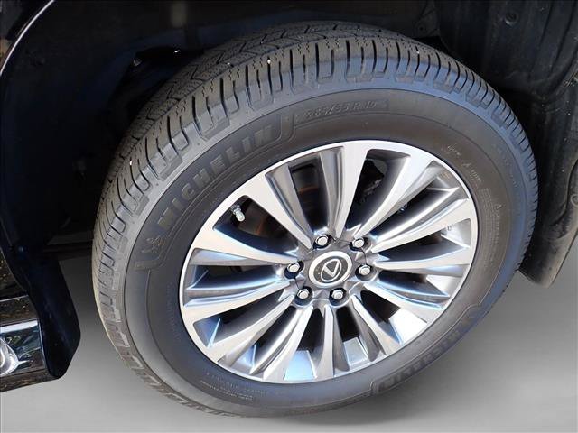 Used 2021 Lexus GX 460 Luxury w/ Accessory Package AWD/4WD image 7
