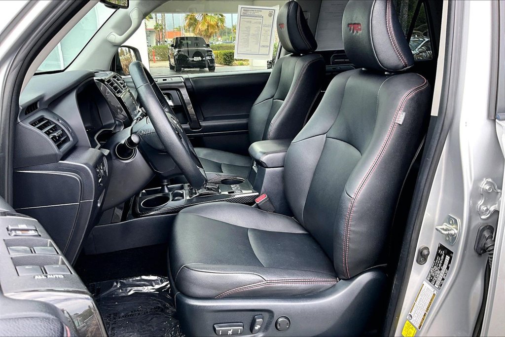 Used 2024 Toyota 4Runner TRD Off-Road Premium w/ Moonroof Package AWD/4WD image 21
