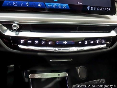 New 2026 Cadillac Lyriq Signature Sport image 16