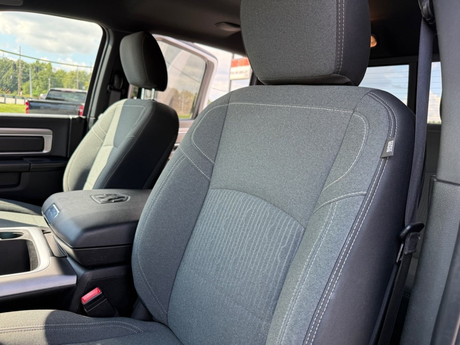 Used 2021 RAM 1500 Warlock AWD/4WD image 28