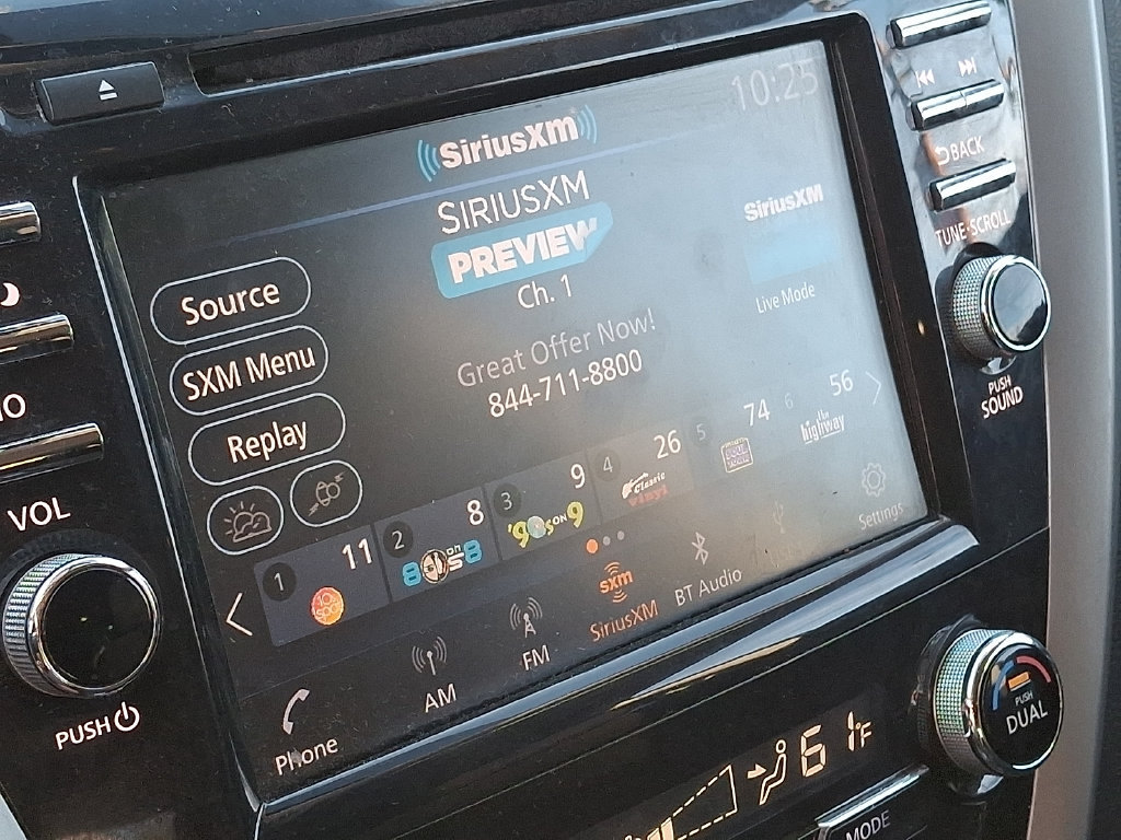 Used 2019 Nissan Murano SV AWD/4WD image 16