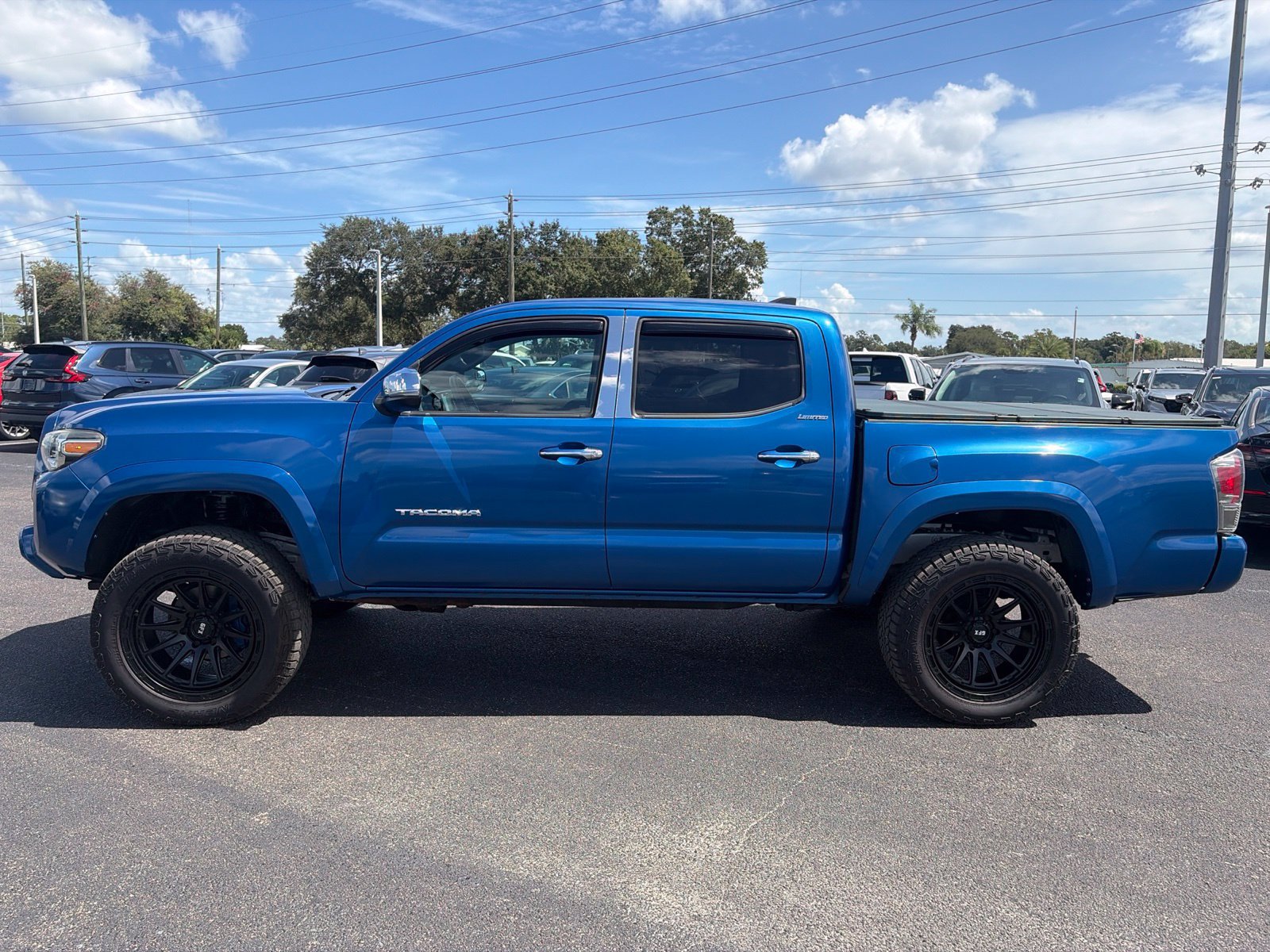 Used 2017 Toyota Tacoma Limited w/ Tow Package AWD/4WD image 42