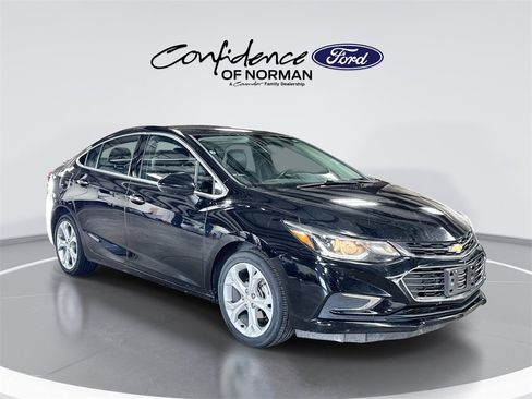 Used 2016 Chevrolet Cruze Premier image 1
