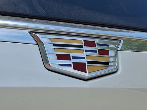 Used 2021 Cadillac Escalade Premium Luxury Platinum w/ Heavy-Duty Trailer Package AWD/4WD image 30