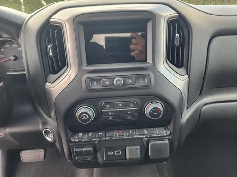 New 2026 Chevrolet Silverado 2500 Custom w/ Custom Value Package image 34