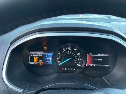 Used 2017 Ford Edge SEL w/ Equipment Group 201A image 10