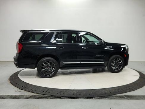 Used 2023 GMC Yukon Denali w/ LPO, Floor Liner Package AWD/4WD image 9