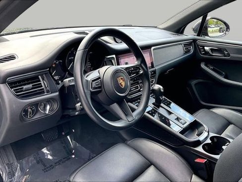 Used 2024 Porsche Macan GTS AWD/4WD image 20