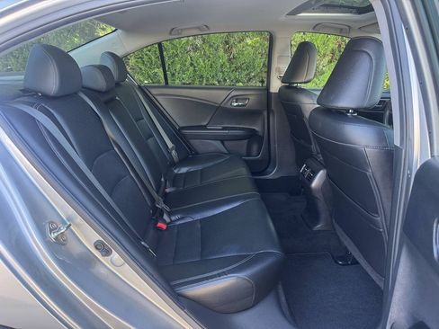 Used 2015 Honda Accord EX-L image 13