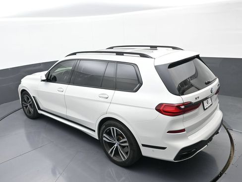 Used 2022 BMW X7 M50i w/ Dynamic Handling Package AWD/4WD image 35