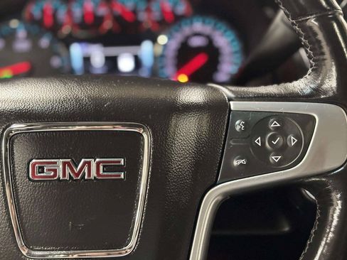 Used 2019 GMC Yukon XL SLT w/ Open Road Package RWD image 33