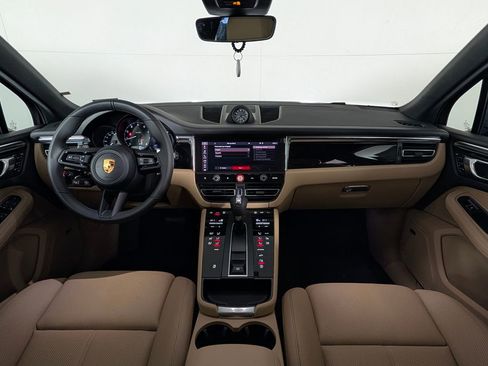 New 2026 Porsche Macan AWD/4WD image 20