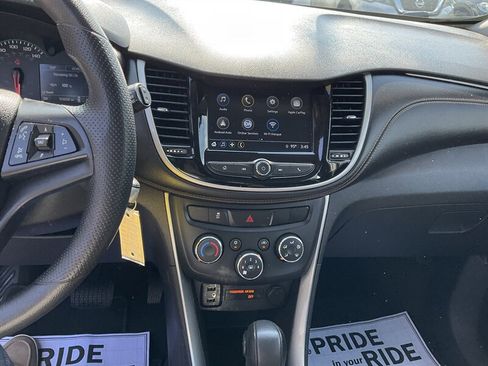 Used 2018 Chevrolet Trax LS image 16